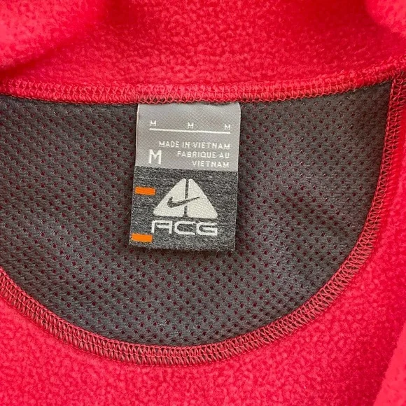 Women’s Nike ACG Coral Pink/Red Quarter-Zip Polar-tech Fleece, Medium - Picture 6 of 6